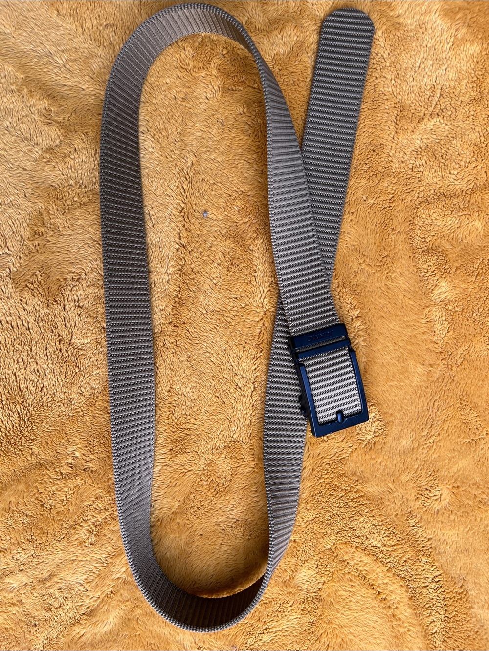 Jukmo men’s ratchet beige belt